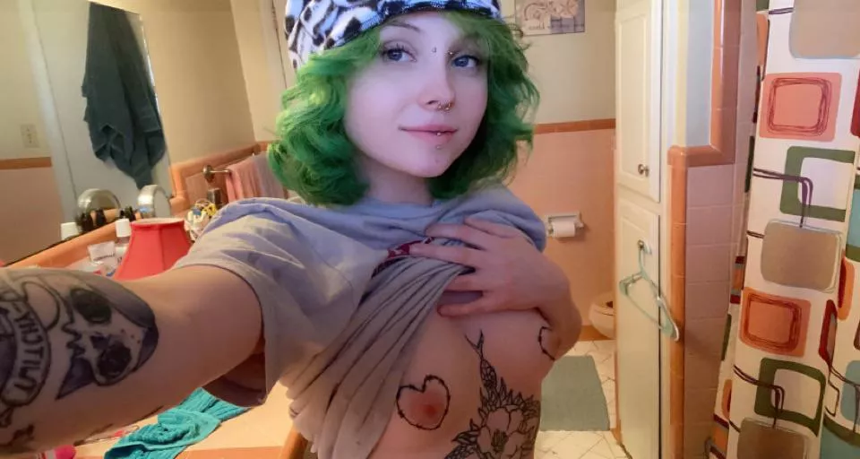 Anything pls! fantasy or tentacles for some ideas