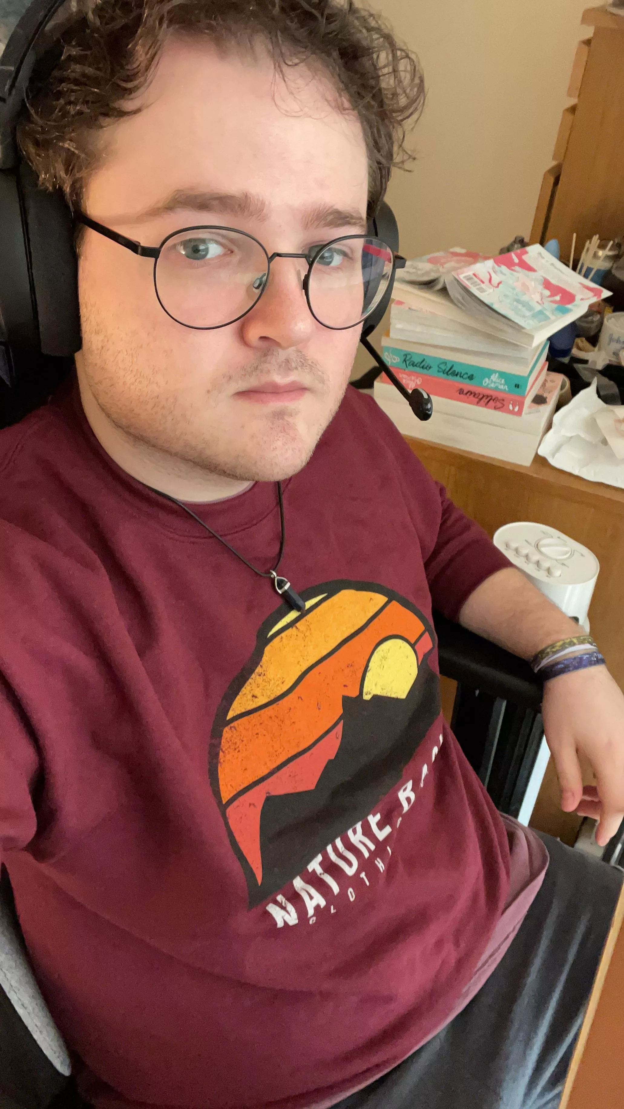 Apparently I’m incapable of smiling. Anyone got game recommendations to cheer me up? Apparently I’m incapable of smiling. Anyone got game recommendations to cheer me up?
