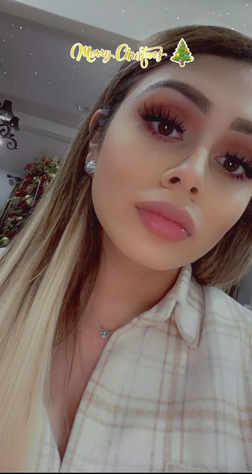 Are my lips big enough to post in here?