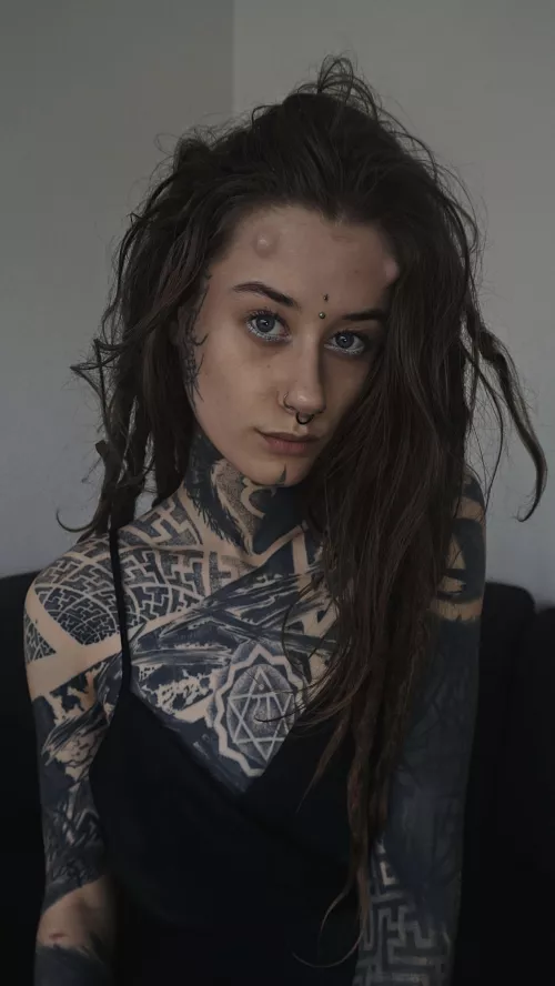 Are SFW pics also appreciated here??😌