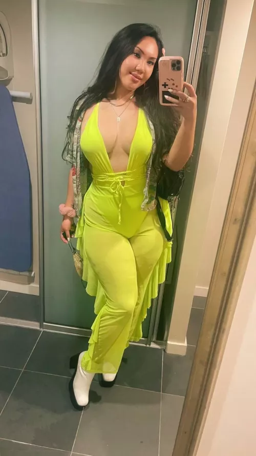 Are thick asians your type?