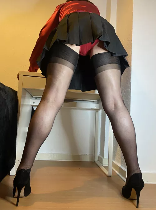 Are you looking up my skirt?