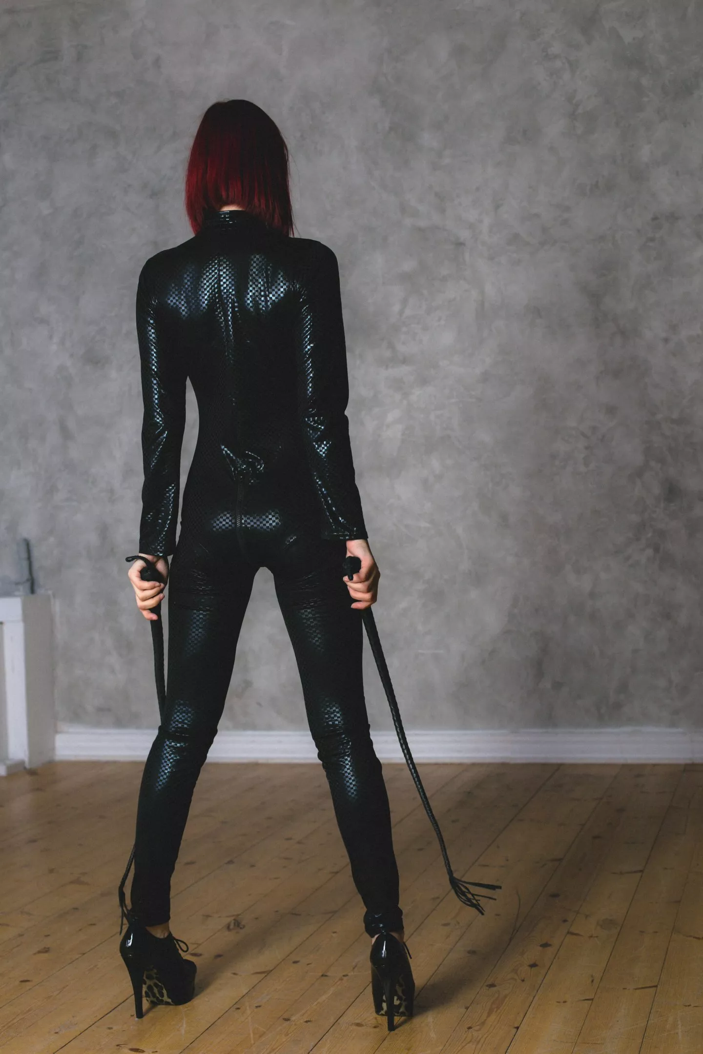 Are you ready to be whipped with my short twin whips? This is just the beginning after them will be long. One of my first photos with these whips. And I really like it, even though it's old. Are you ready to be whipped with my short twin whips? This is just the beginning after them will be long. One of my first photos with these whips. And I really like it, even though it's old.