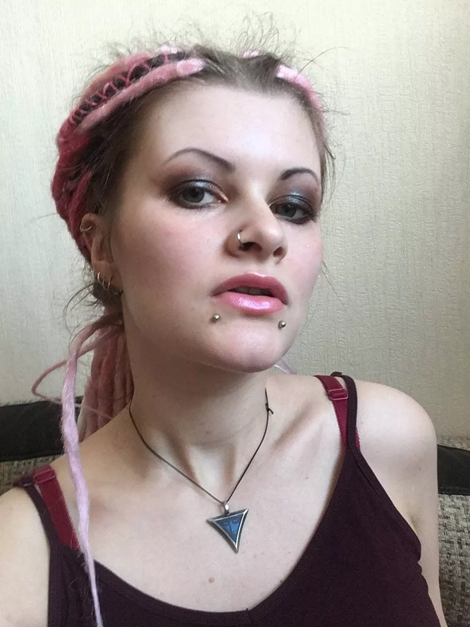 are you ready to paint me as beautifully sexy and wet as one of your french girls?