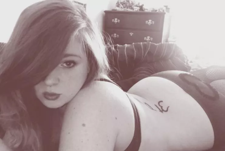 Are you the obedient type who’s gonna worship me on command, or am I gonna have to use some force?😈🔥 [DOMME]