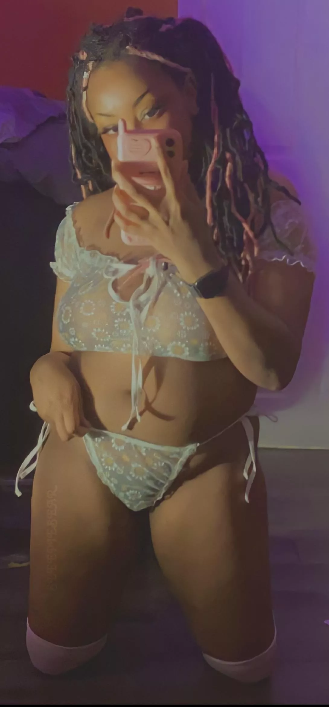 aren’t i the cutest in this?! 😩♥️