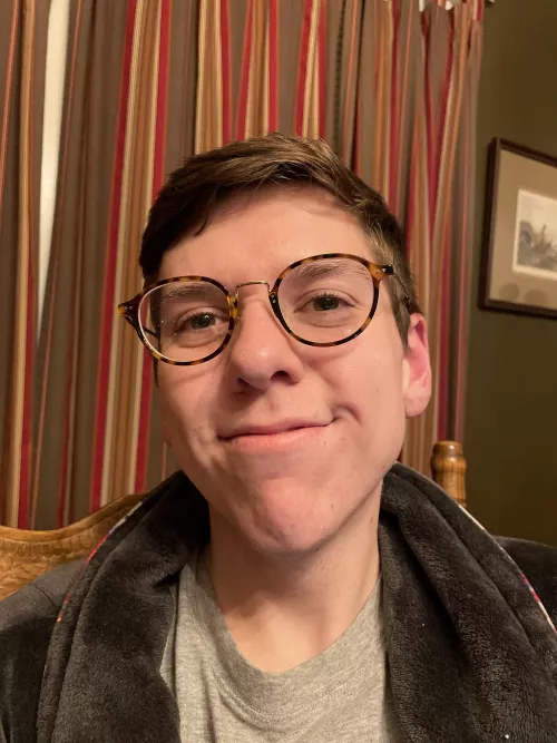 As a new gay I want to talk to this guy in person but Iโm terrified ๐ญ. Any tips? I get so nervous around him I canโt think.