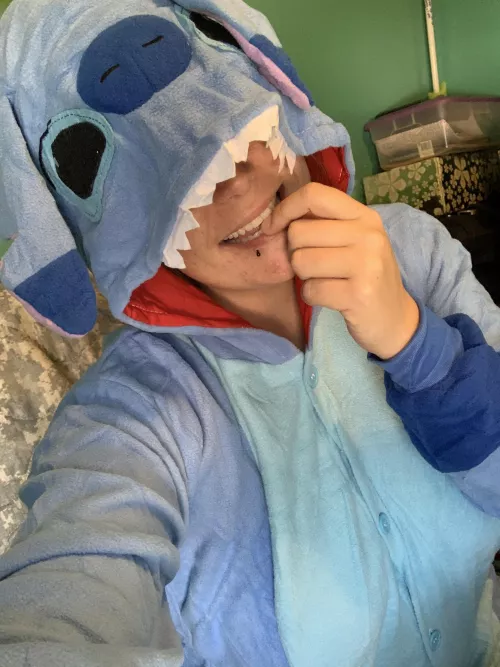 As a reward my Daddy got me a Stitch onesie 🥺 and I love it and my Daddy sooooooo much! 😭
