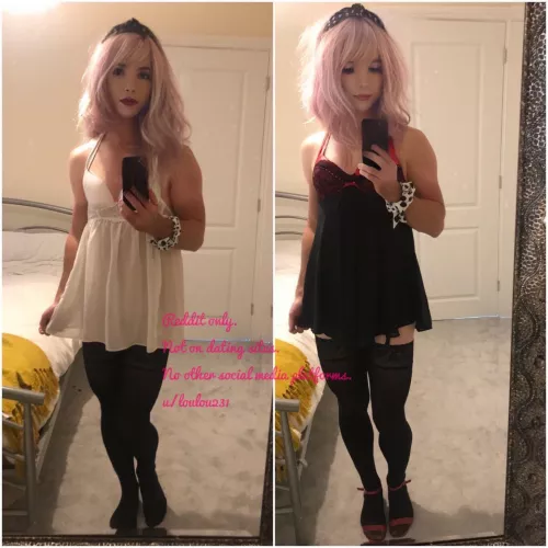 As soon as my sister is out.. I’m in her lingerie 😳 would you fuck me in it? 🙈