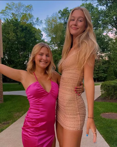 As tall as her friends tits