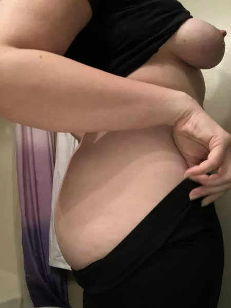 Ass and titties. Ass and titties. Ass and titties and big booty bitches ðð