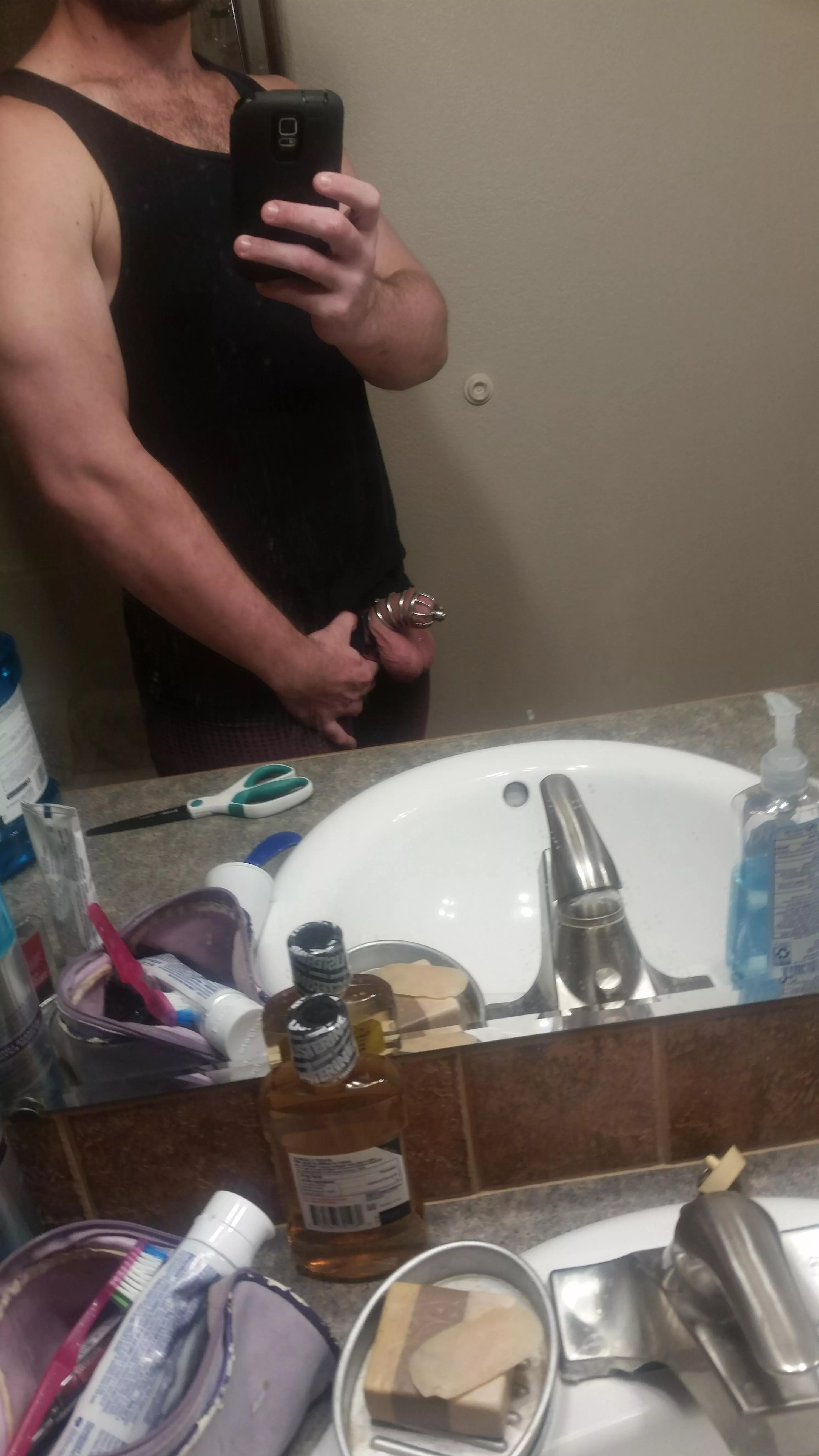 At first I was to nervous to post any pics with my body or background, but getting braver