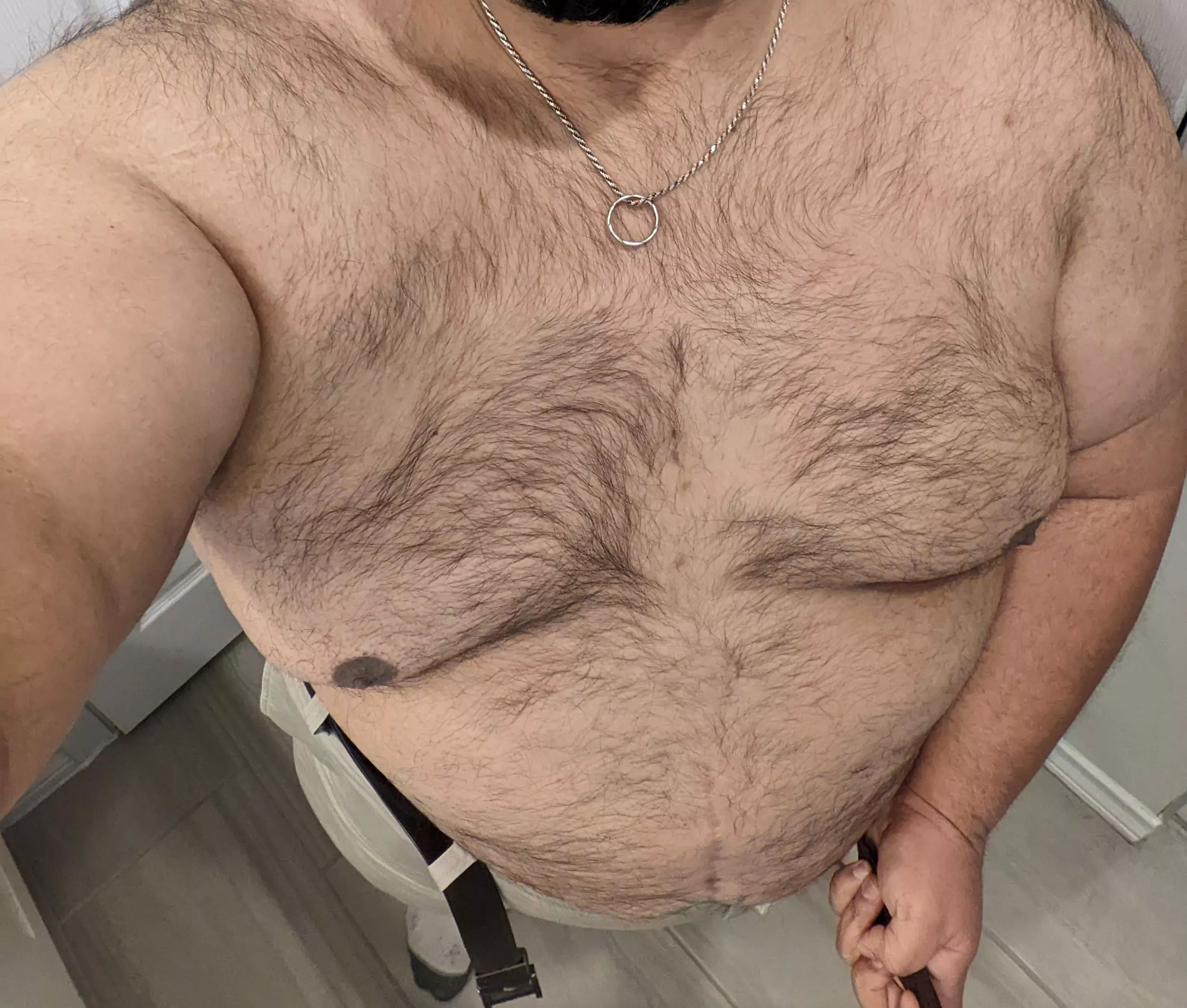 At least it's Friday! Hope you ladies are doing good today, as well as everyone else!