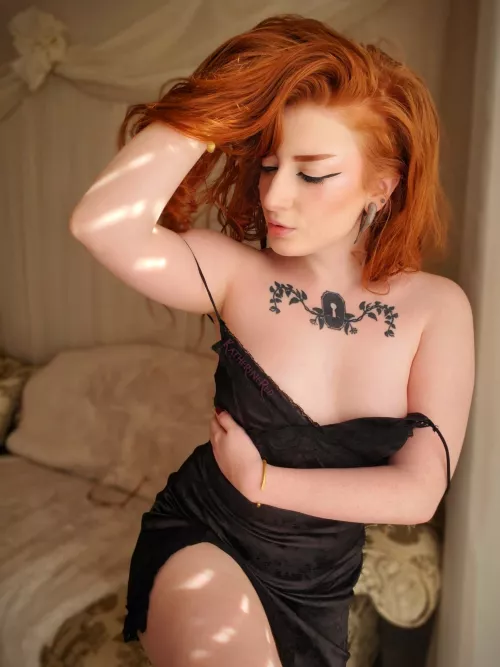 *Available while this is up!* Give into the Fiery Humiliatrix of your beta dreams. CBT, SPH, Degradation, Findom, [Sext] [Vid] [Fan]club [Dom] [Fet]ish Cock[Rate]