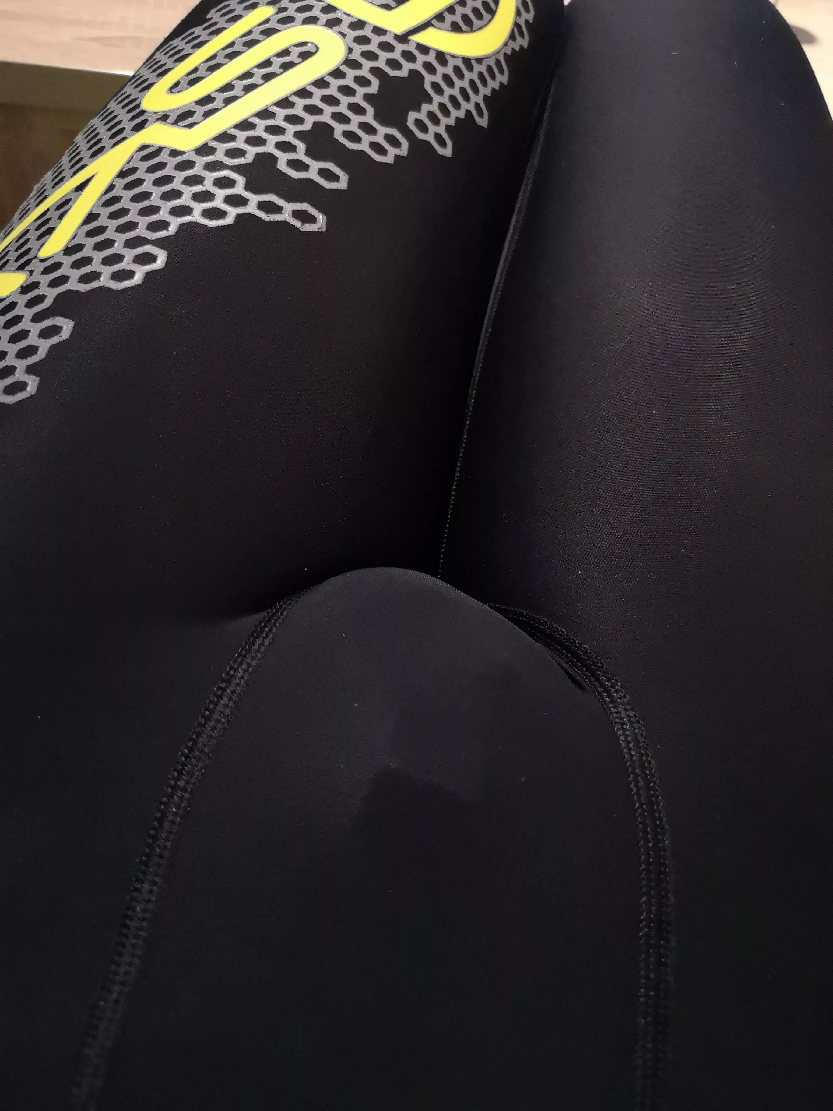 Back at it. A few likes and Ill post a pic w/o my tights 🤭