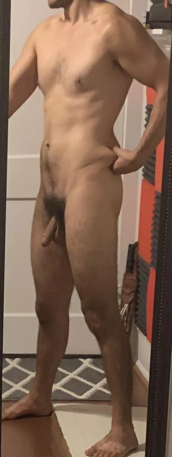 Back down to where I was a couple months ago. Still working on losing these love handles :/ Back down to where I was a couple months ago. Still working on losing these love handles :/
