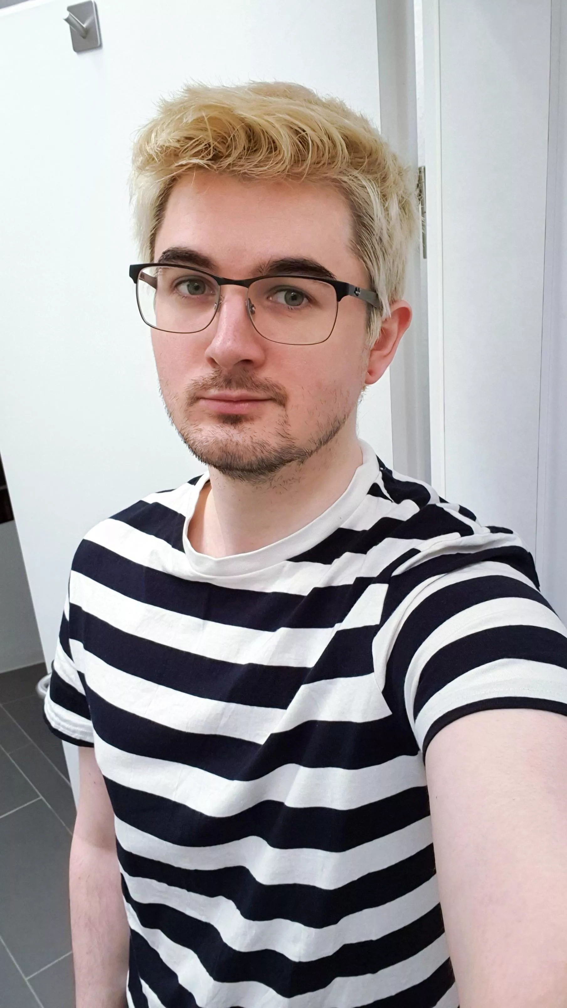 Back in blond 💁🏼‍♂️