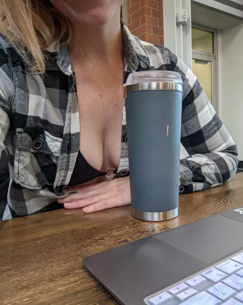 Back in the office and ready to put my best boob forward š