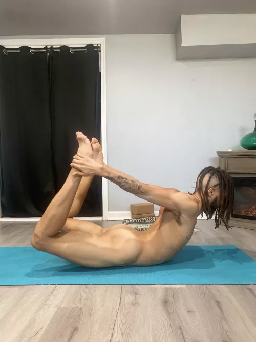 Backbending naked all 2022 might be a thing!