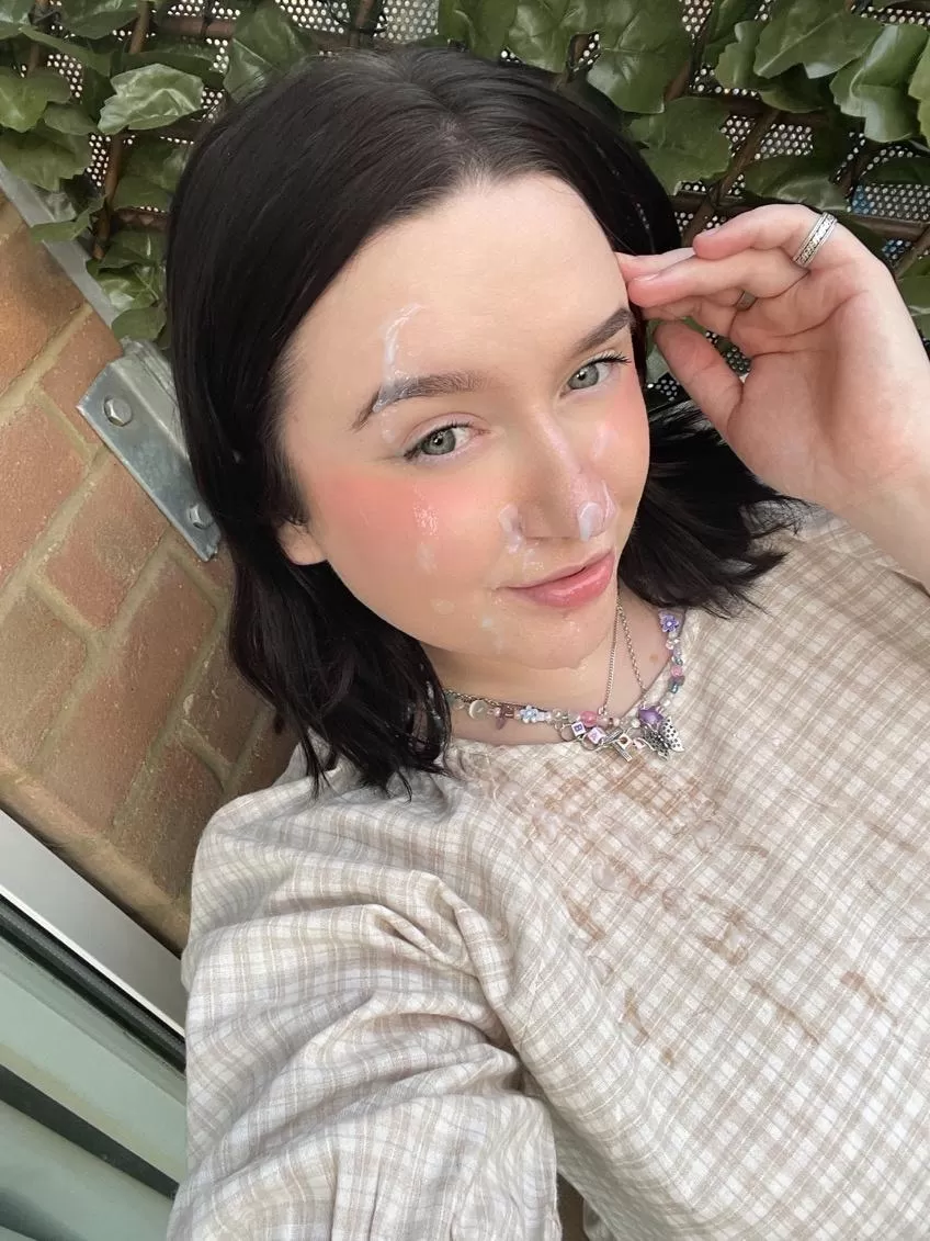 balcony cumshot and my dress took most of it 💦 (try to ignore the snapchat filter lol) balcony cumshot and my dress took most of it 💦 (try to ignore the snapchat filter lol)