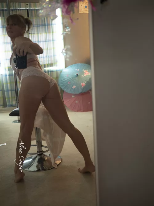 Bare feet rather than my usual heels today