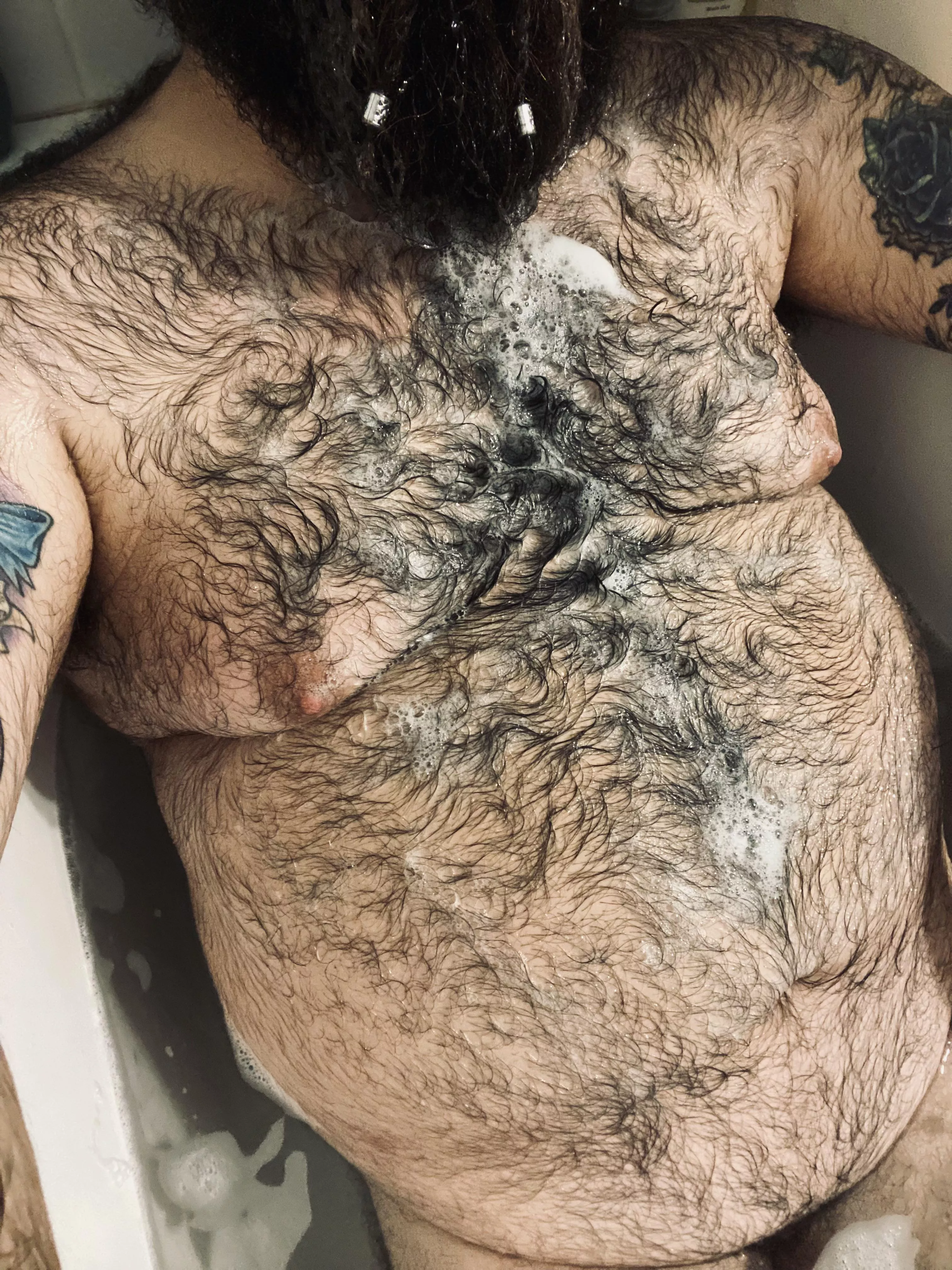 🛀🏼🐻bath time bear!