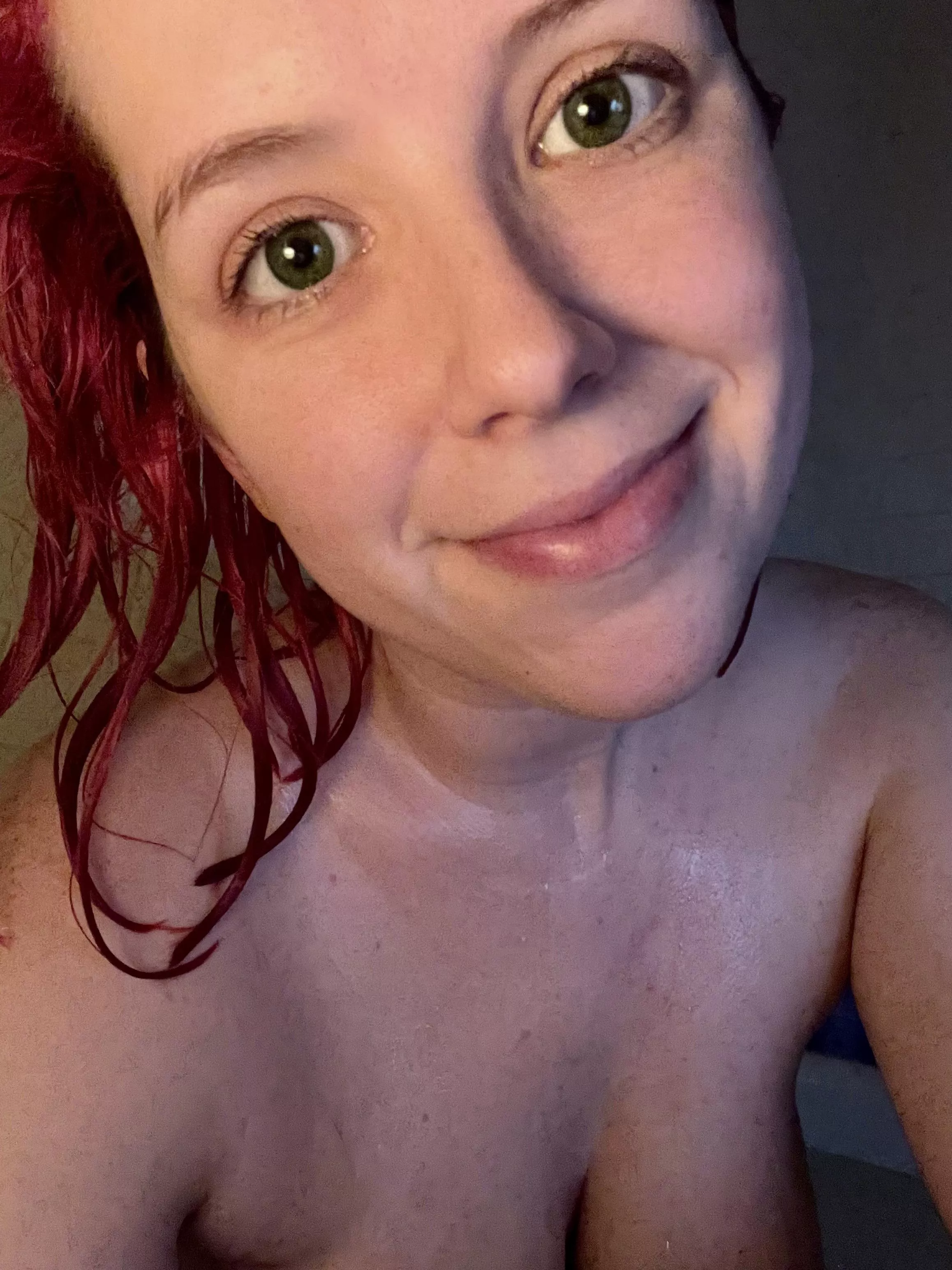 Bath time is the best time 💕