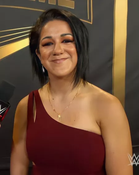 Bayley has a nice neck….