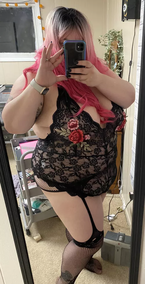 Bbw going live soon https://m.chaturbate.com/b/cande_vt/