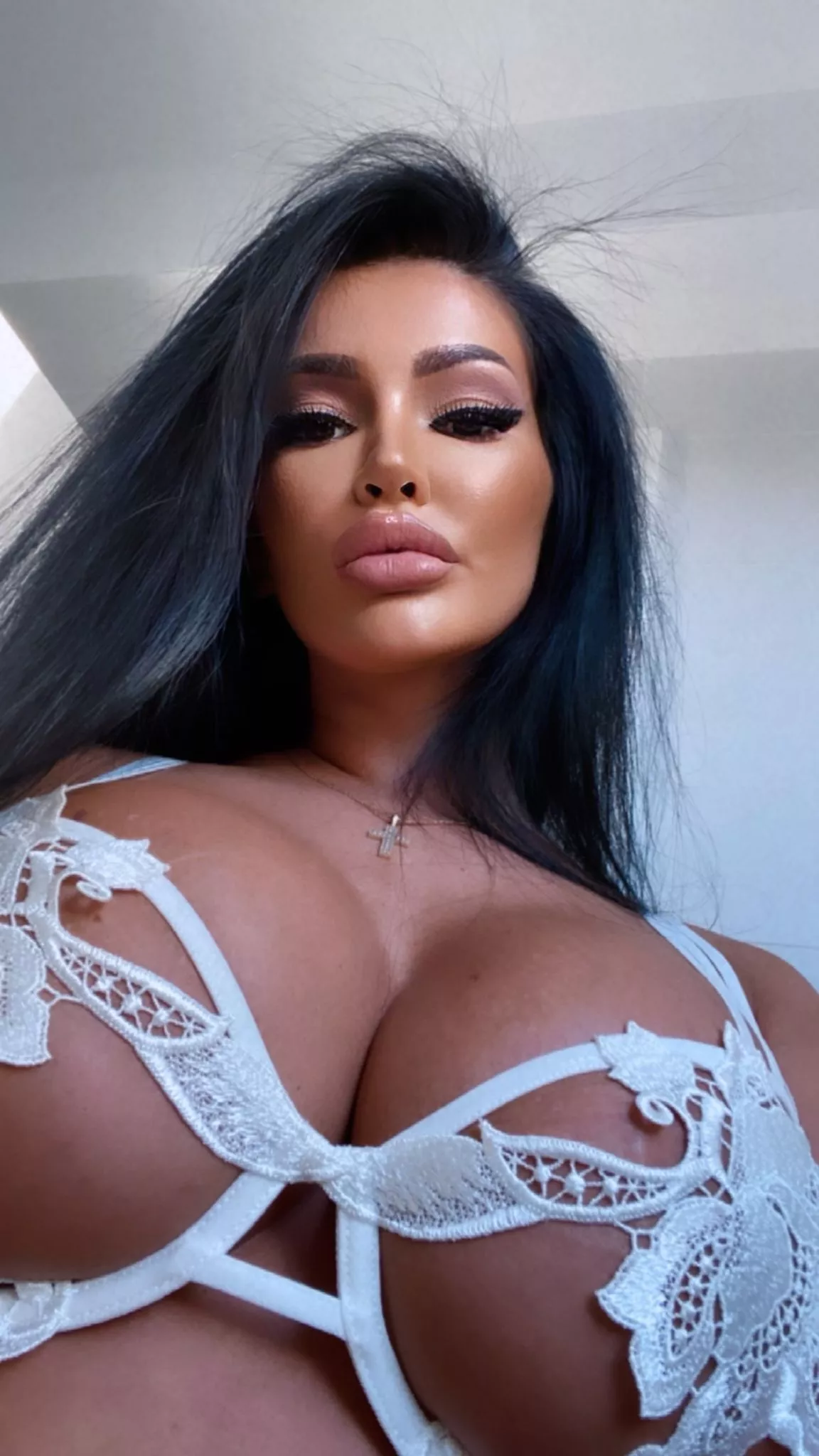 Be honest. Would you take me for a tits fuck?😉🔥