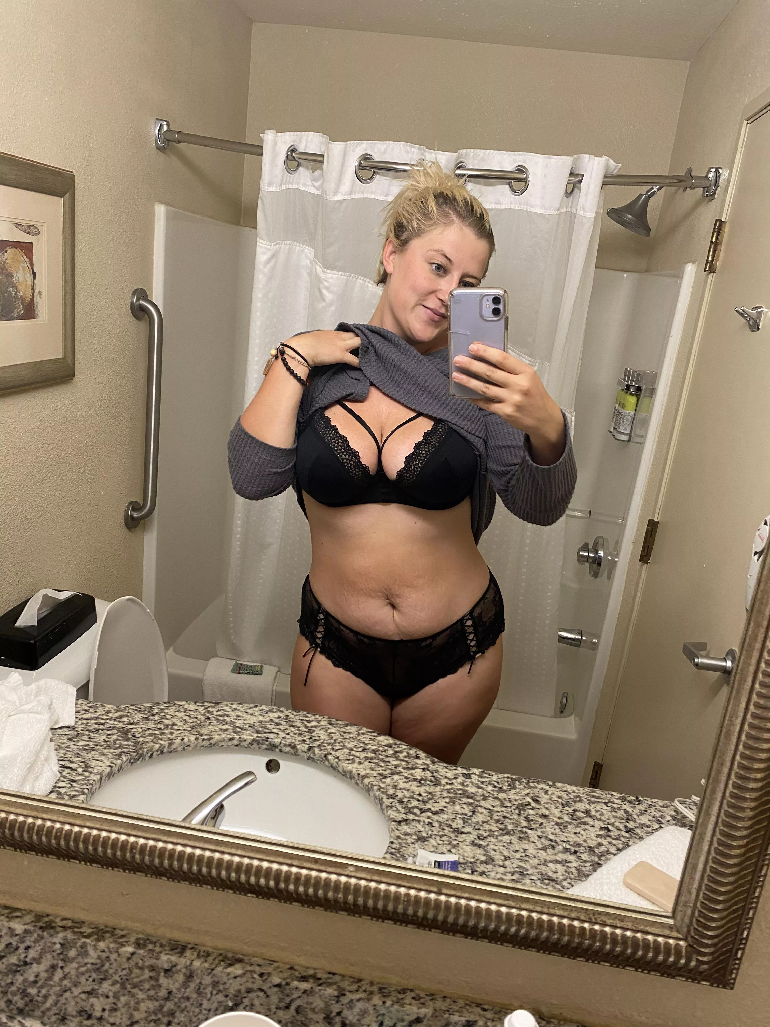 Be honest...is my mombod sexy as is or should I lose some weight