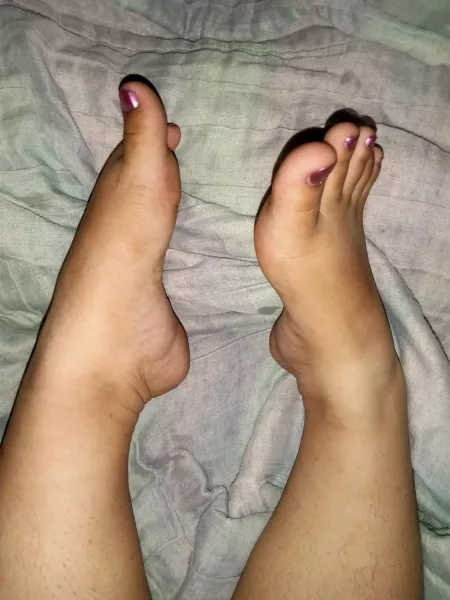 be my foot slave π
