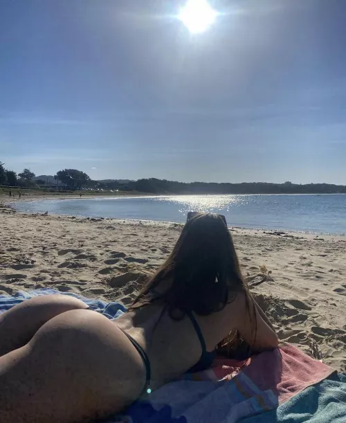 Beach booty