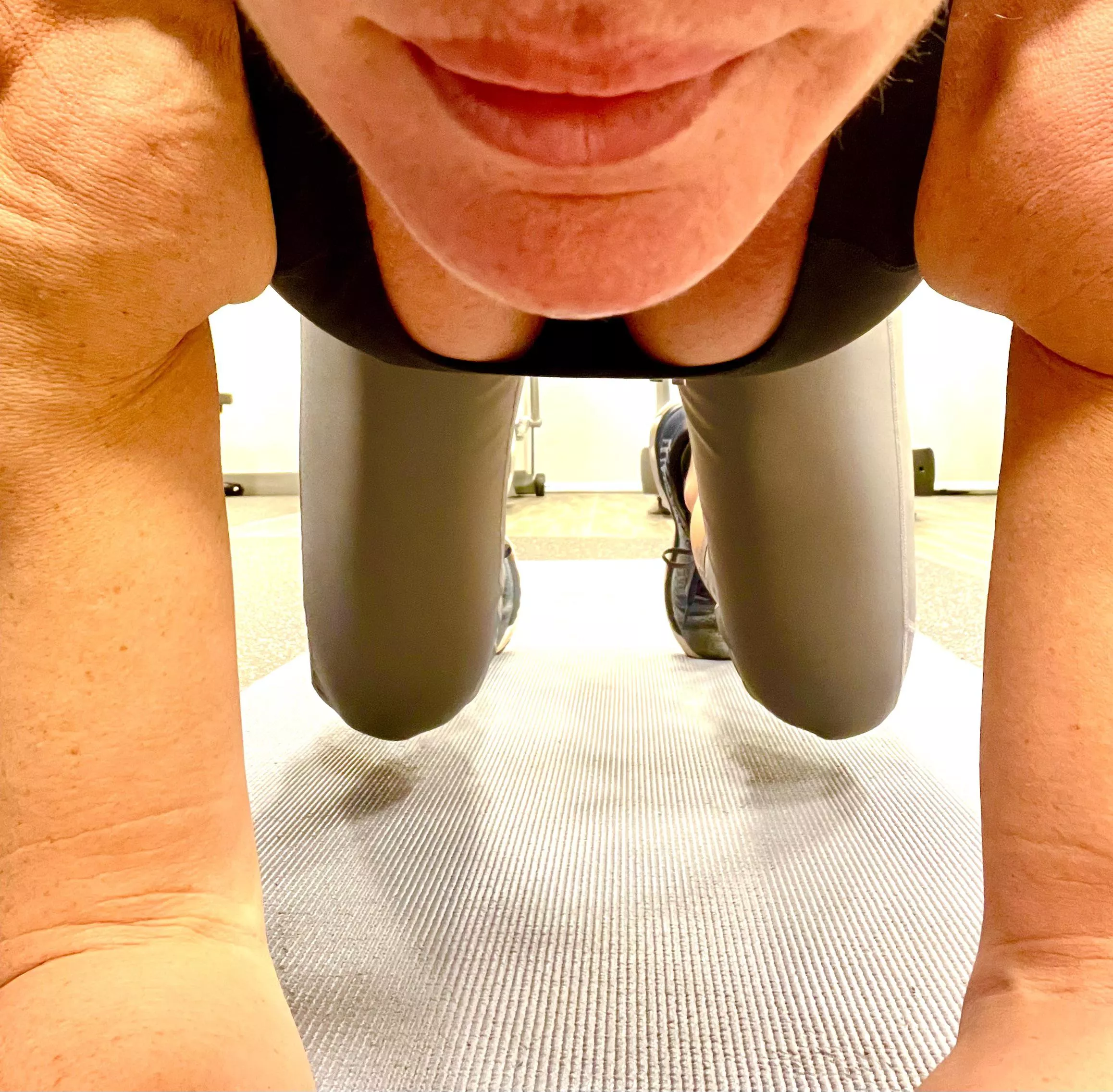 Bear plank Bear plank