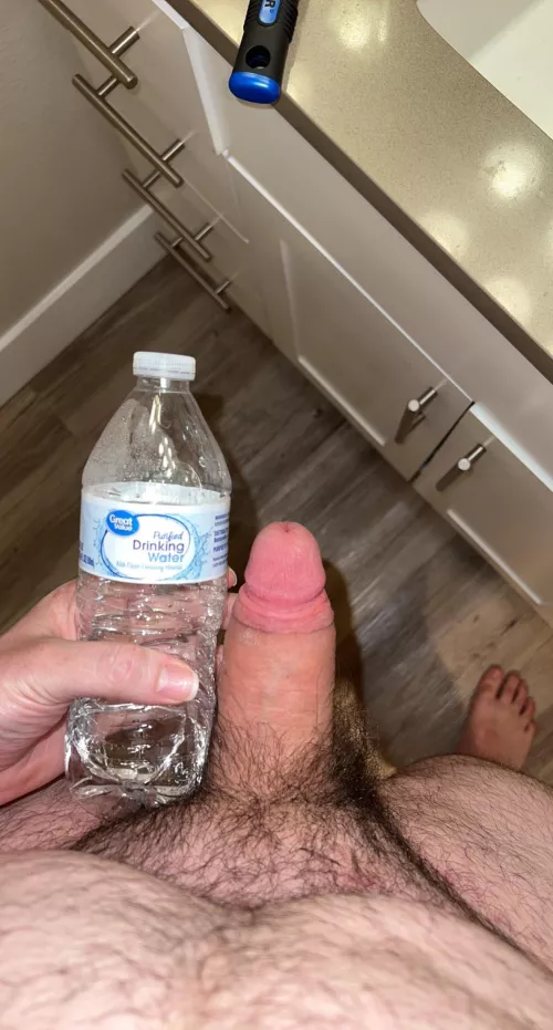 Beat by a water bottle š