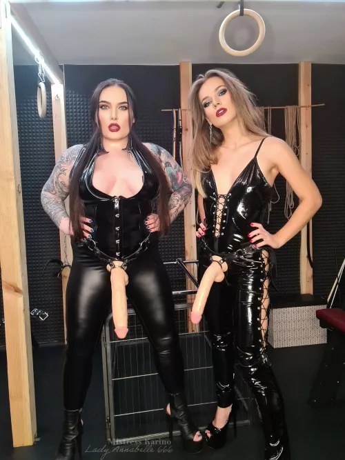 Beautiful eyeshadows ;) w Mistress Karino