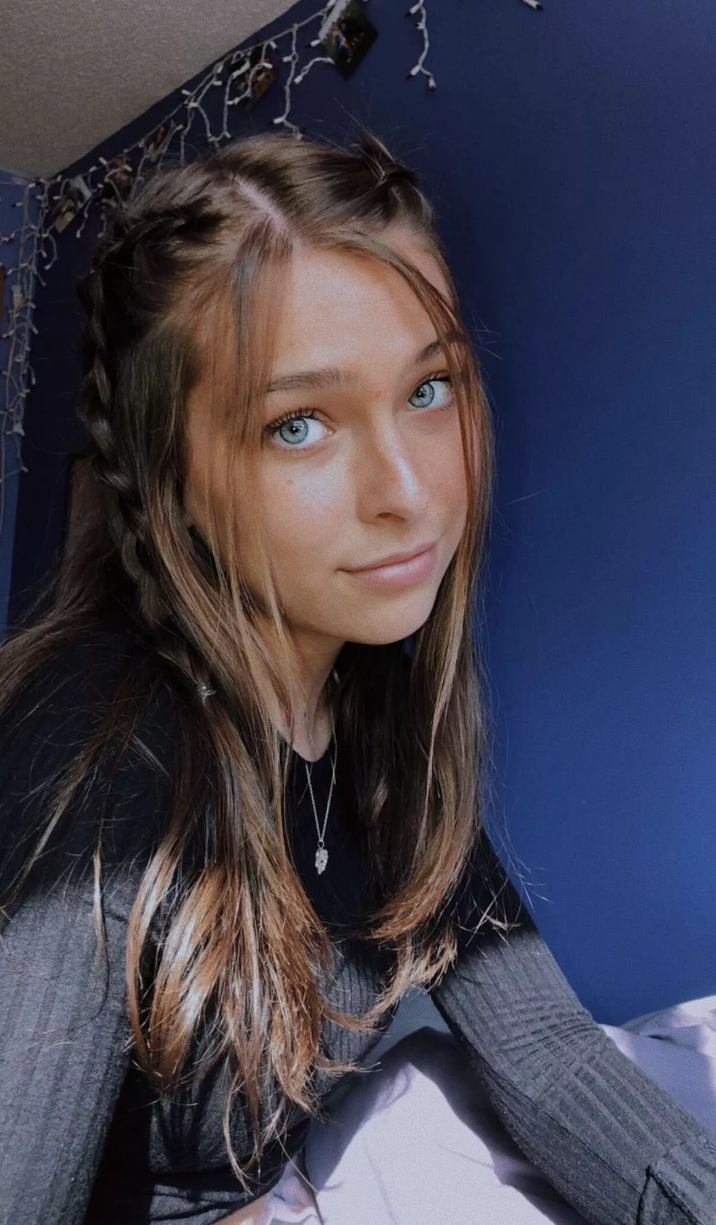 Beautiful teen face needs to be tributed. Kik darkpassion9 Beautiful teen face needs to be tributed. Kik darkpassion9