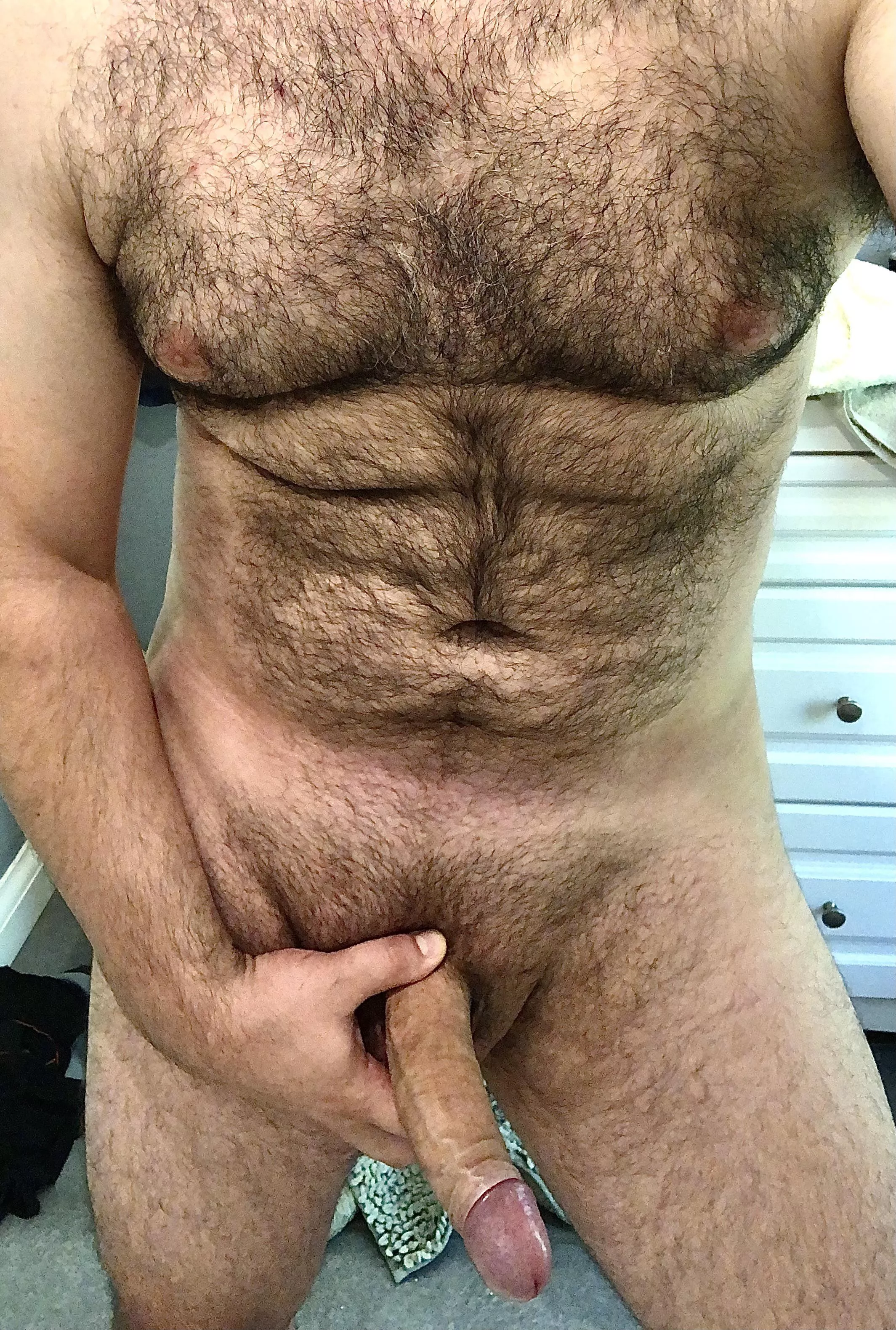 Beefy guy that’s furry and bi.