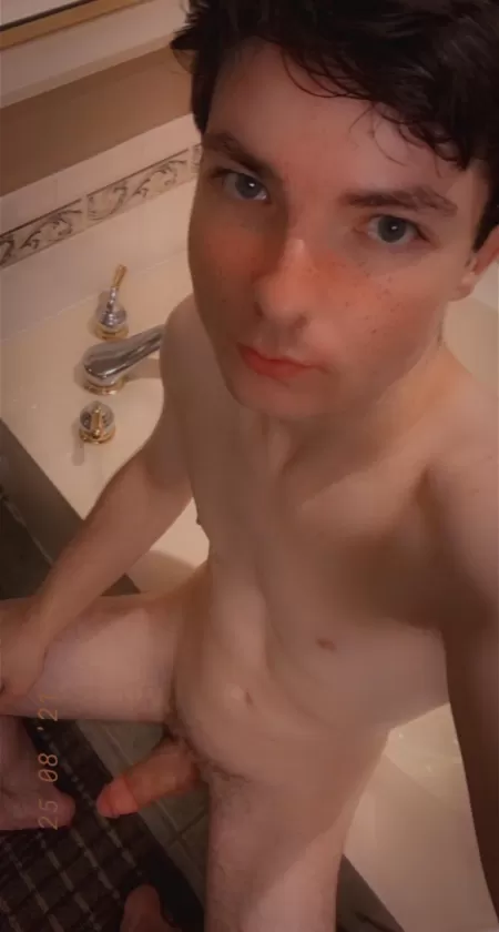 Been A little Bit self Conscious lately 🥺