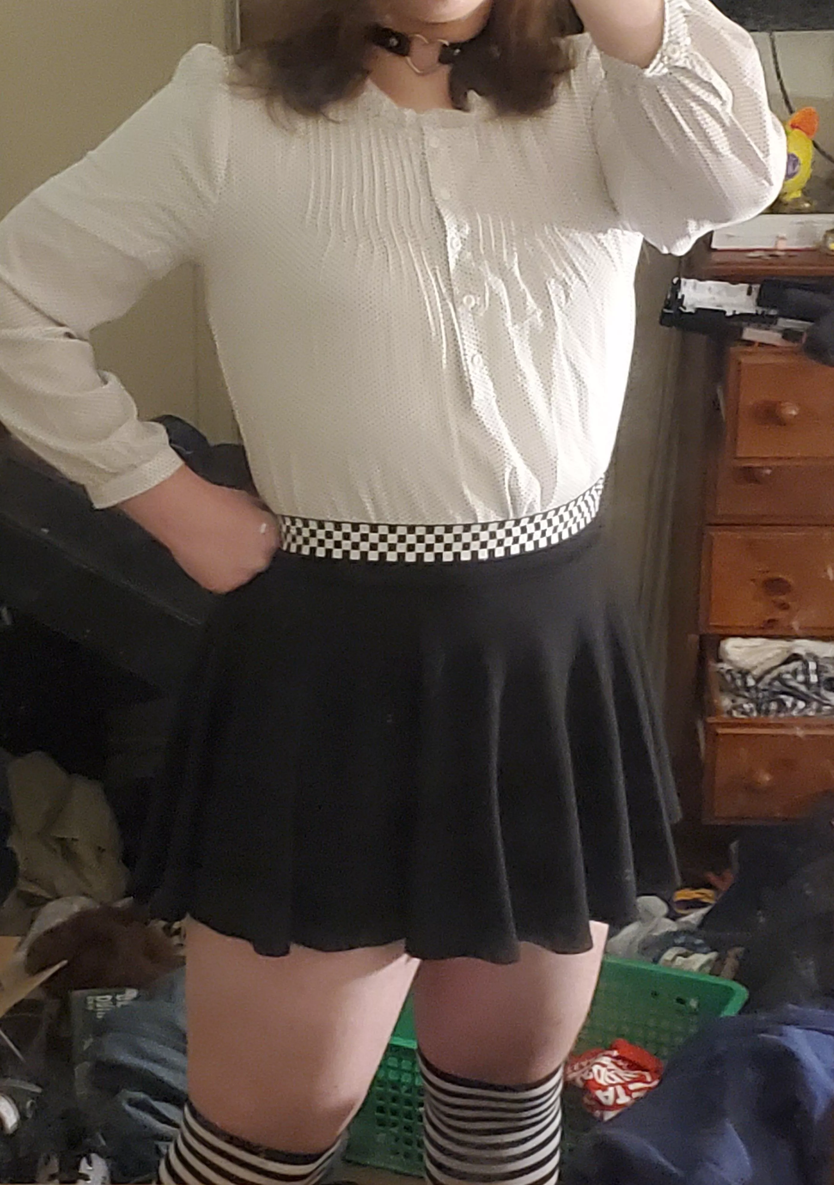 been a pretty cruddy week, still feel cute tho💛