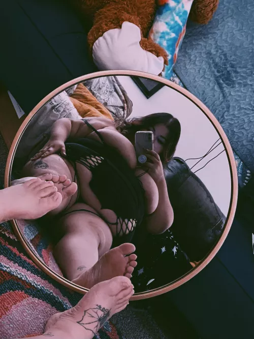 Been feeling extremely ugly the past few days, I tried to take pics to feel better… no relief 🥲