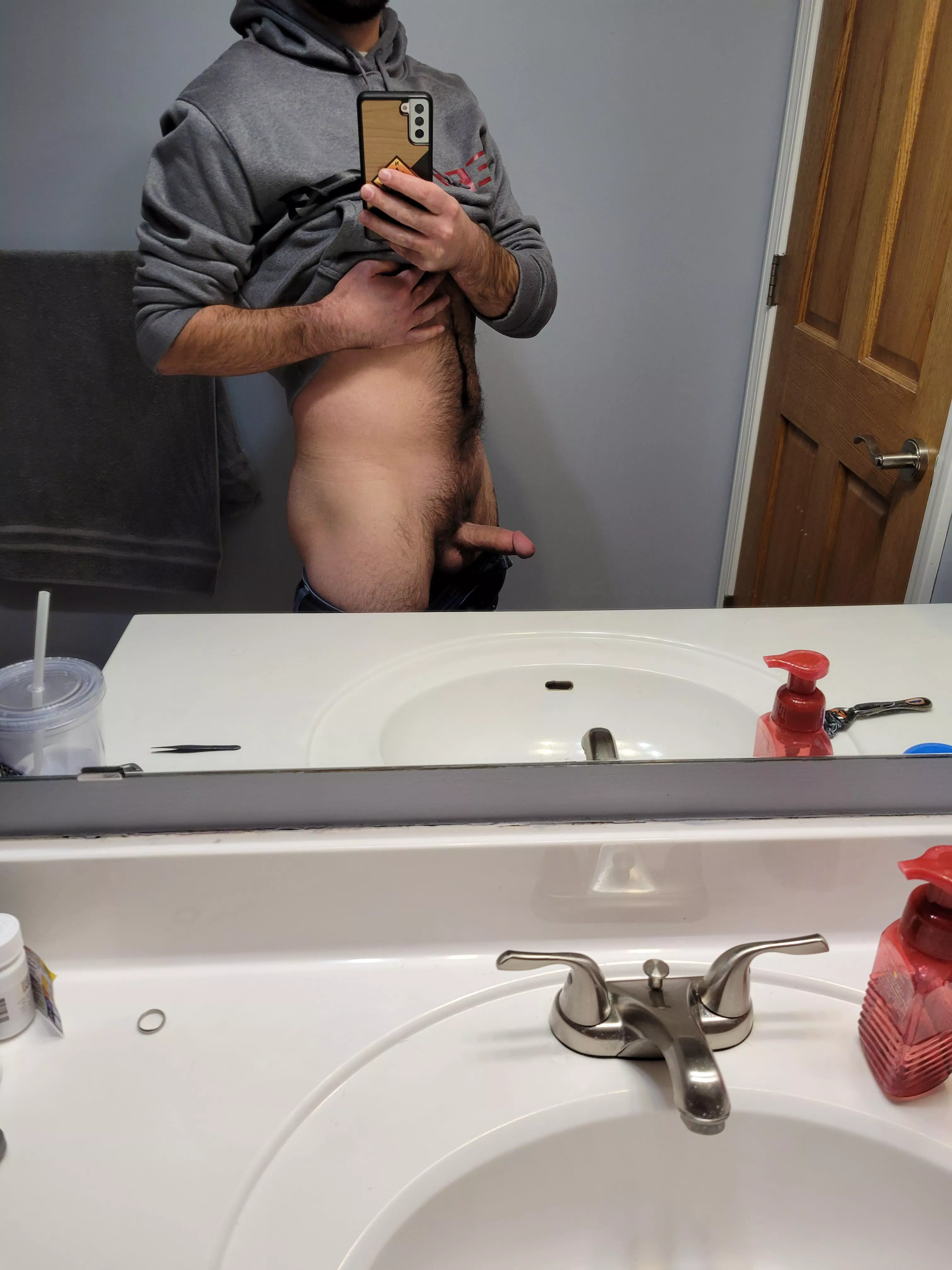 Been horny all day pups