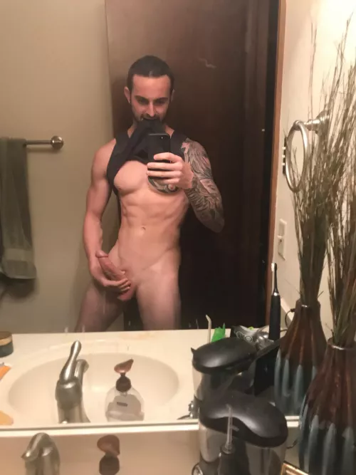 Been turned on all week who wants to have some fun?