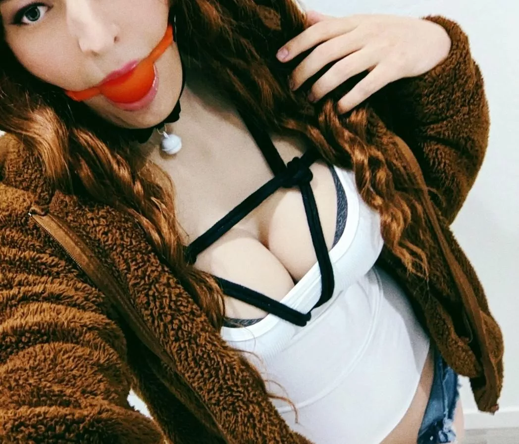 Being gagged feels so right