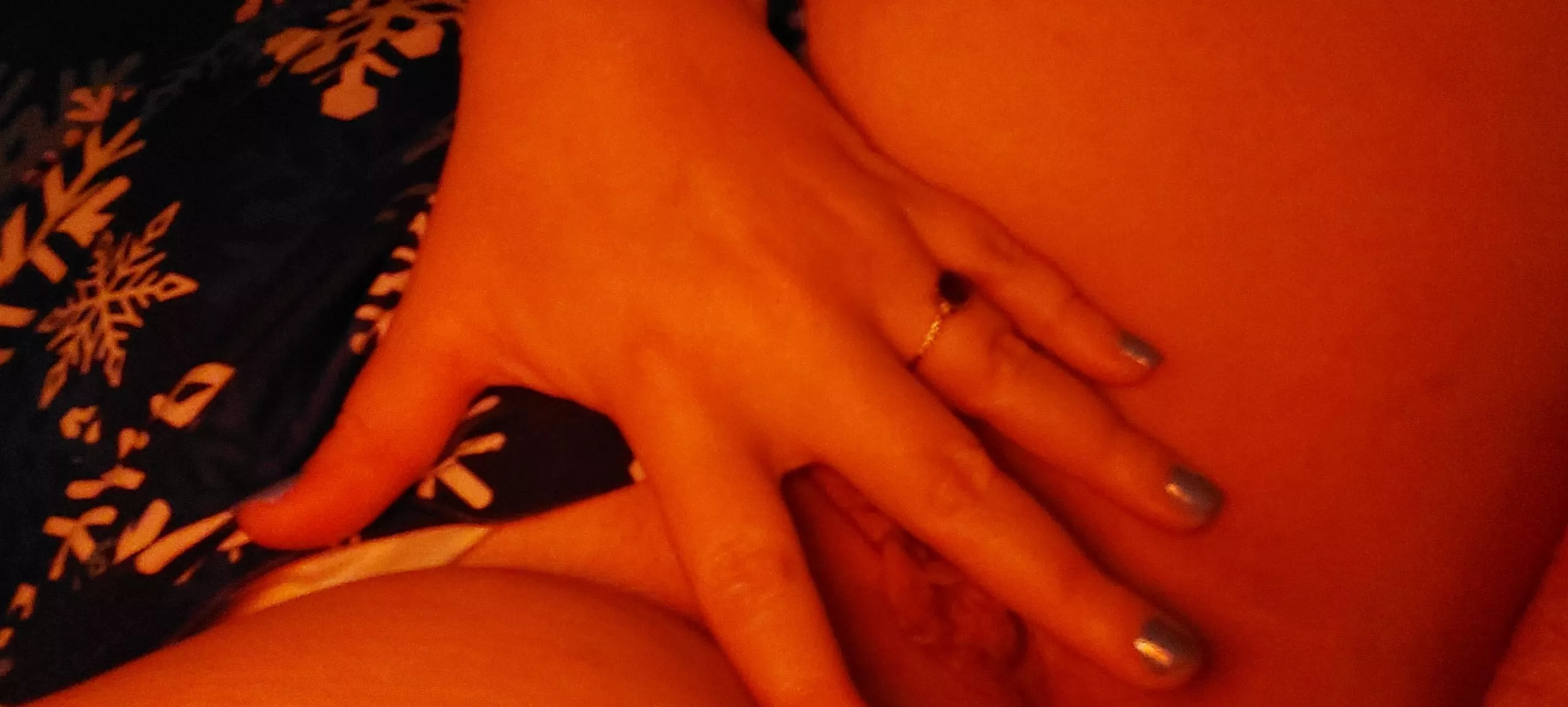 Being naughty while my husband was busy at work Being naughty while my husband was busy at work