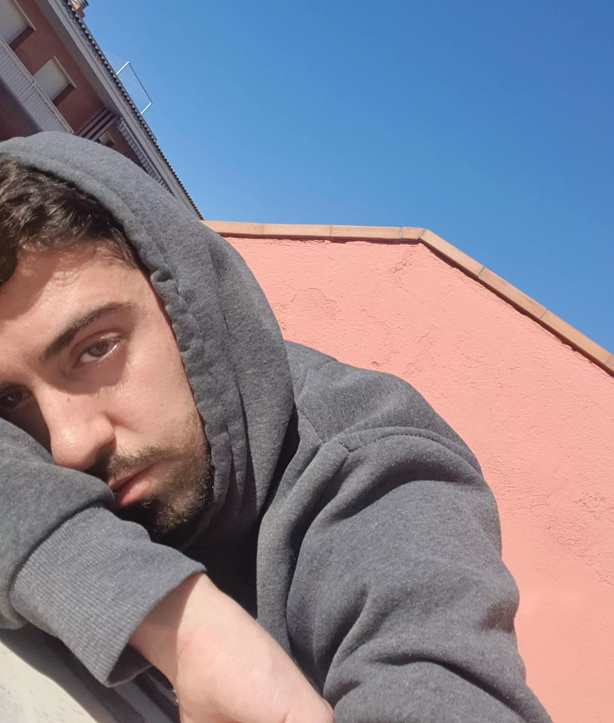 Being sunkissed on a Sunday morning ❤.