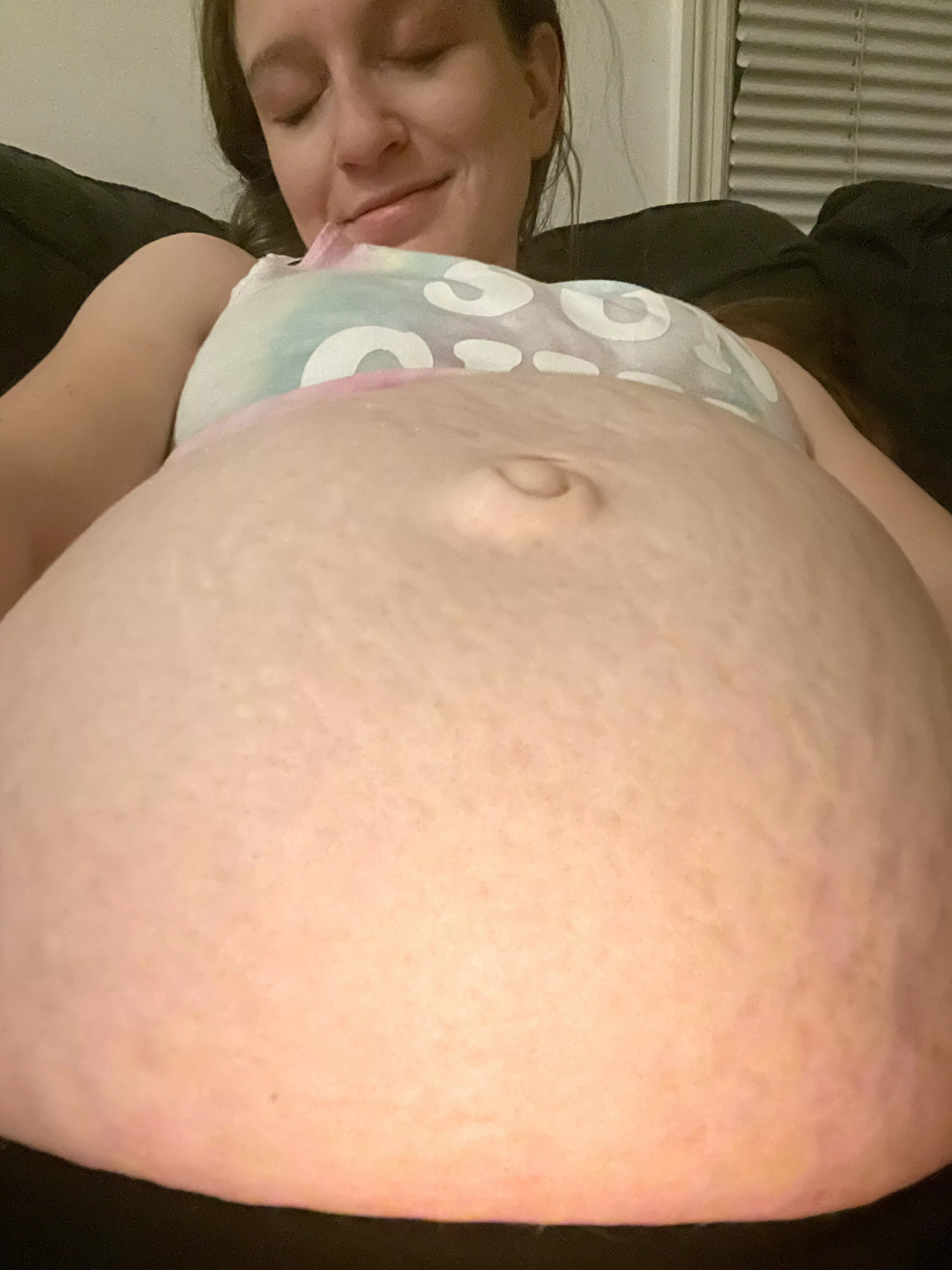 belly button has popped & so has everything else! I hope your enjoy 💝