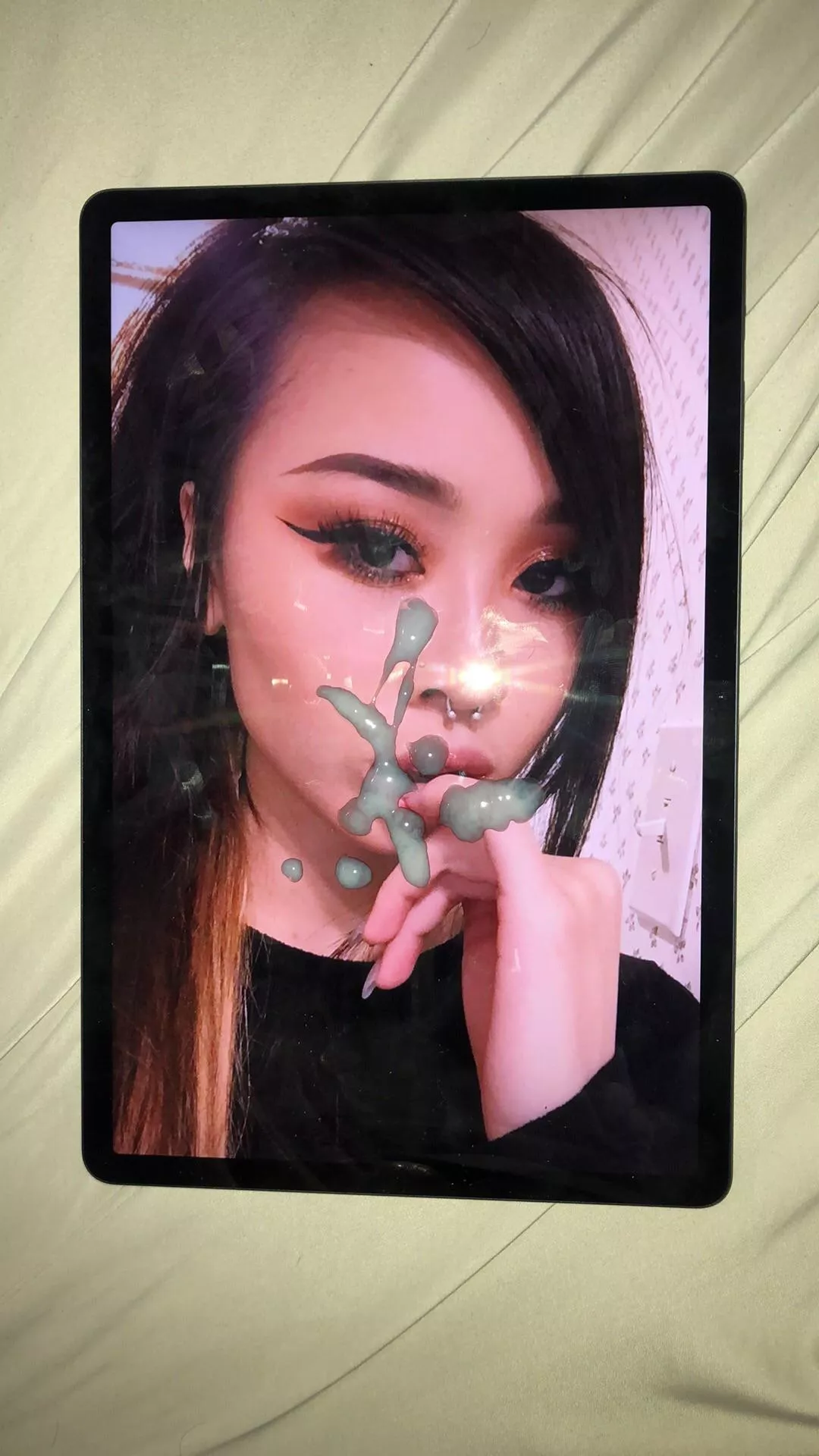 Berry won my cum trib contest. Such a good load for a hot babe Berry won my cum trib contest. Such a good load for a hot babe