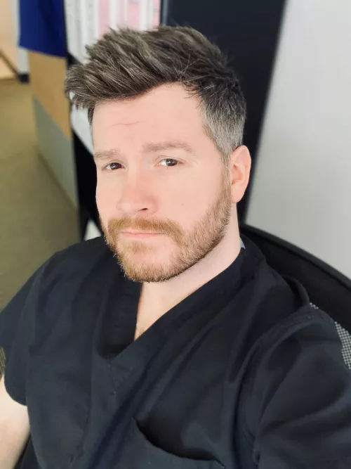 Best work attire: Scrubs π€π»π