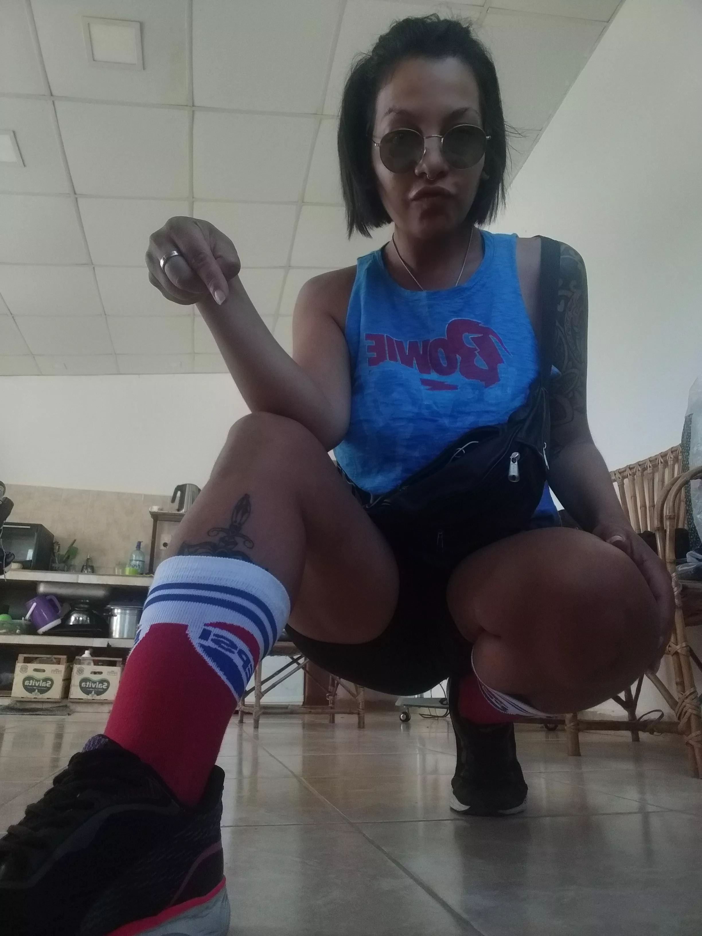 Betas line up under my feet to implore me to step on their balls 🥰 and it can't make me so happy to ignore them completely.